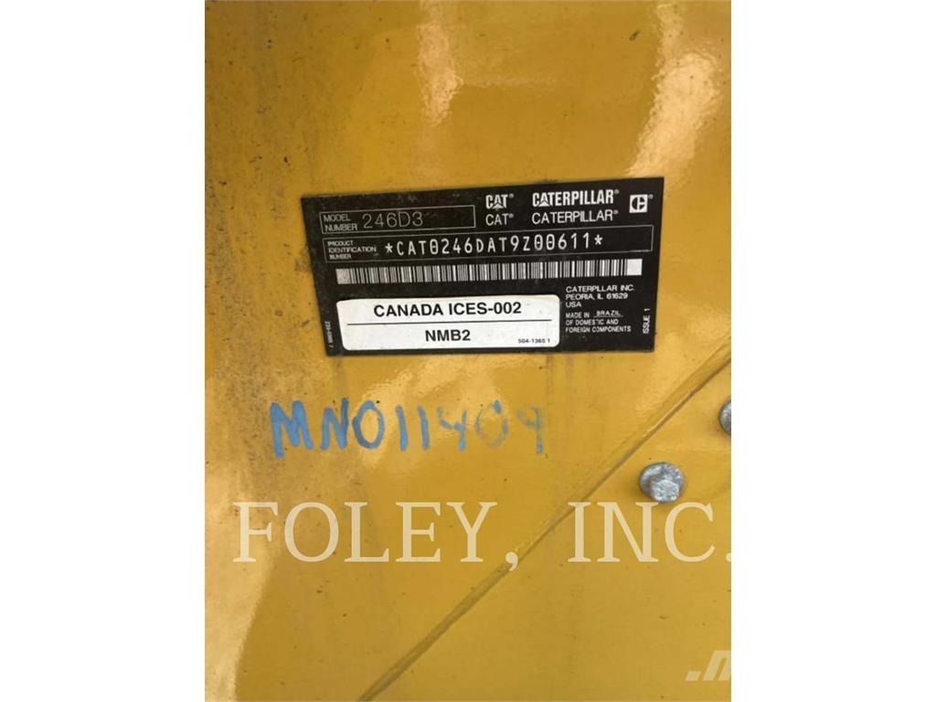 CAT 246D3 Liukuohjatut kuormaajat