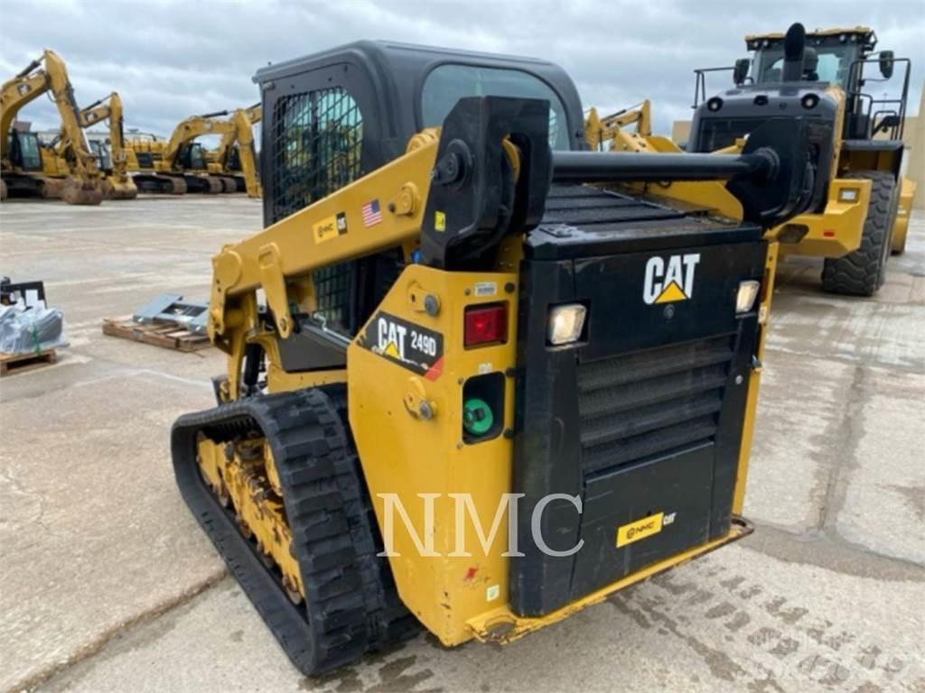 CAT 249D Liukuohjatut kuormaajat