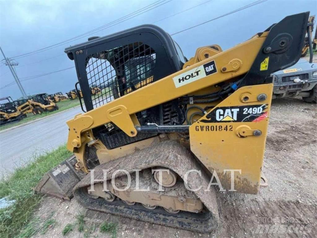 CAT 249D Liukuohjatut kuormaajat