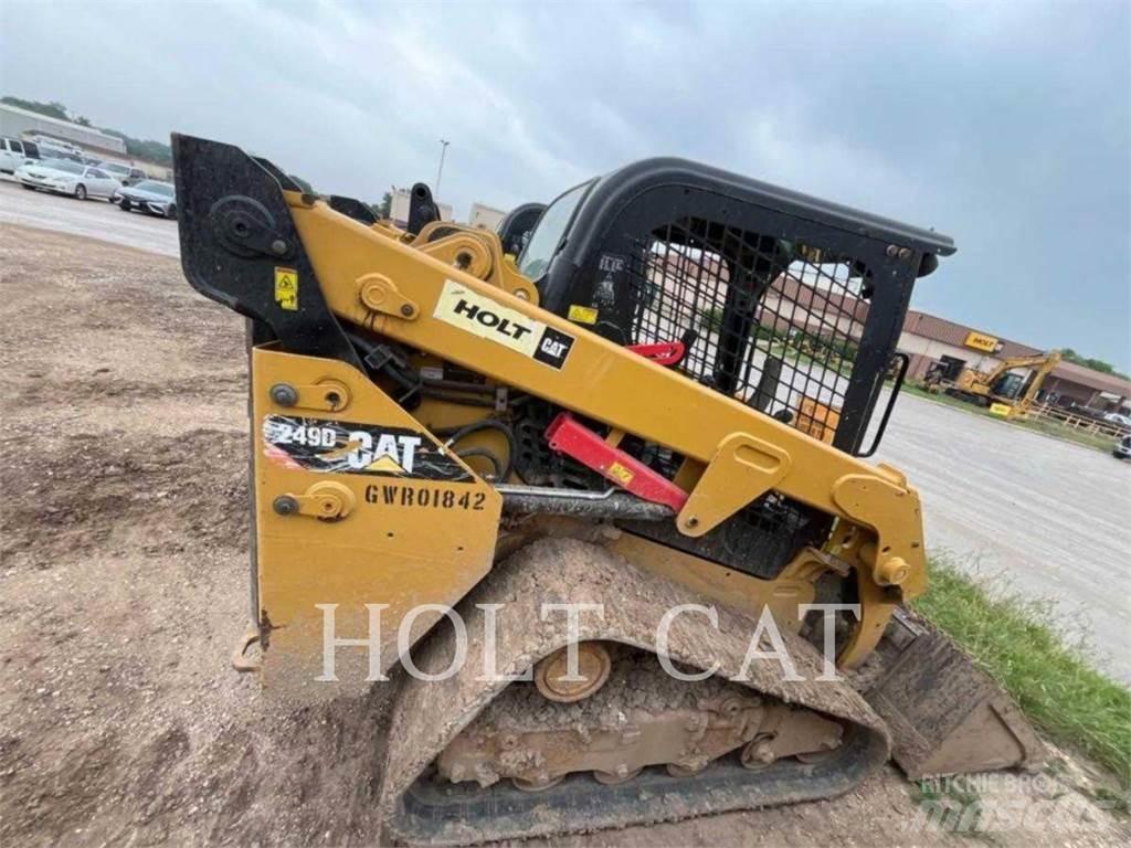 CAT 249D Liukuohjatut kuormaajat