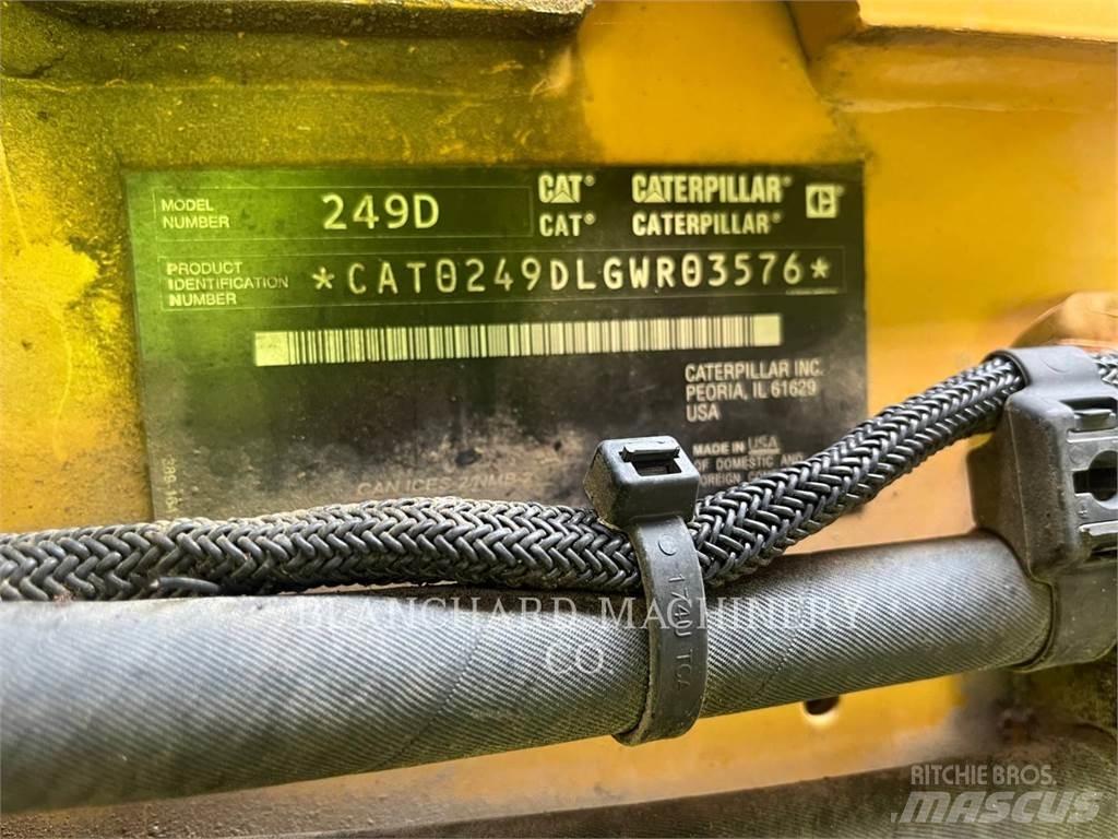CAT 249D Telakuormaajat