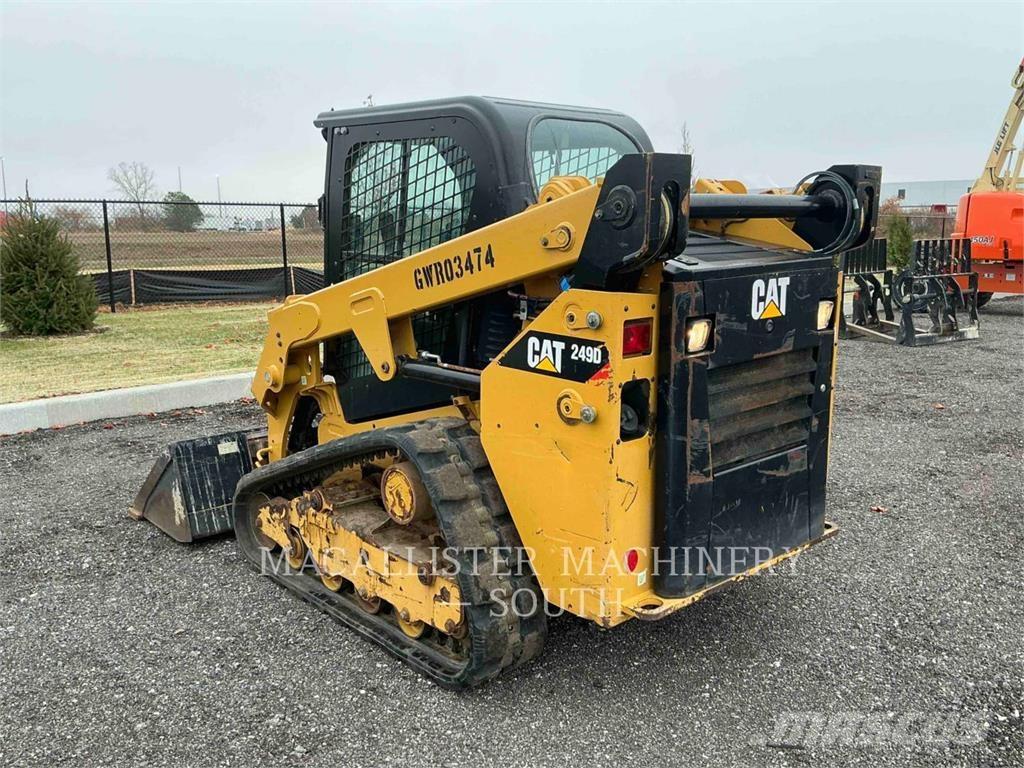 CAT 249D Telakuormaajat