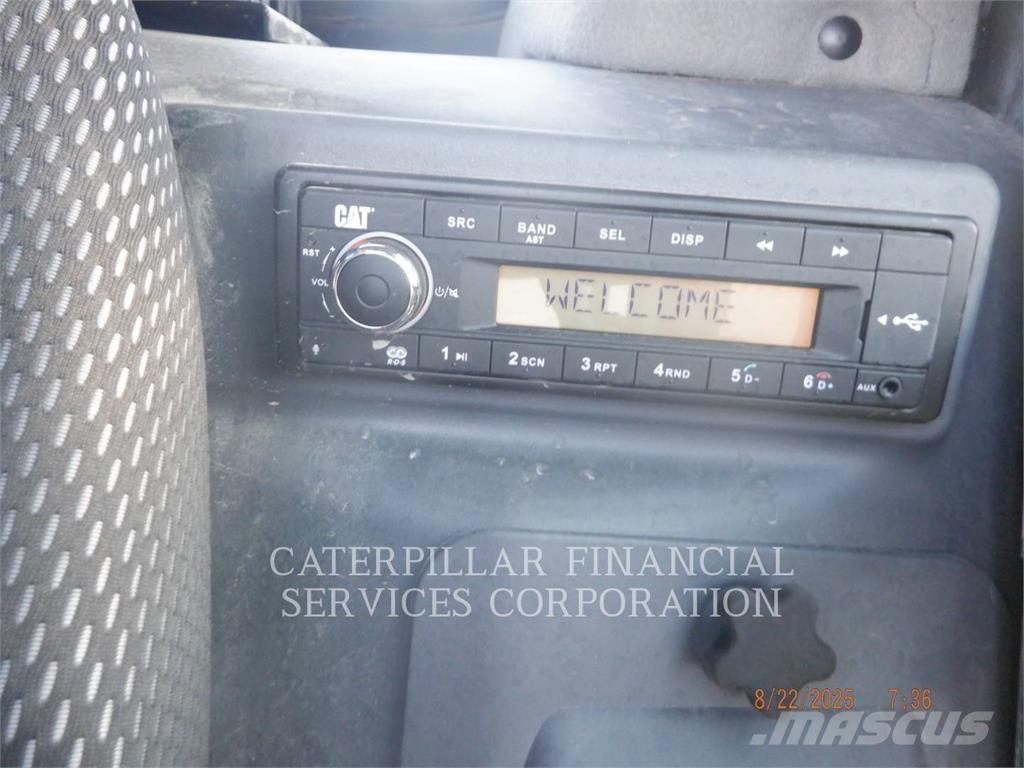 CAT 249D3 Telakuormaajat