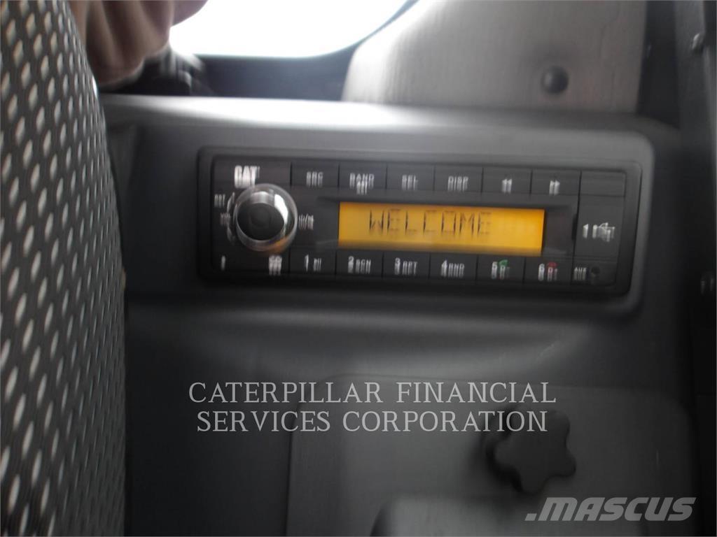 CAT 249D3 Telakuormaajat