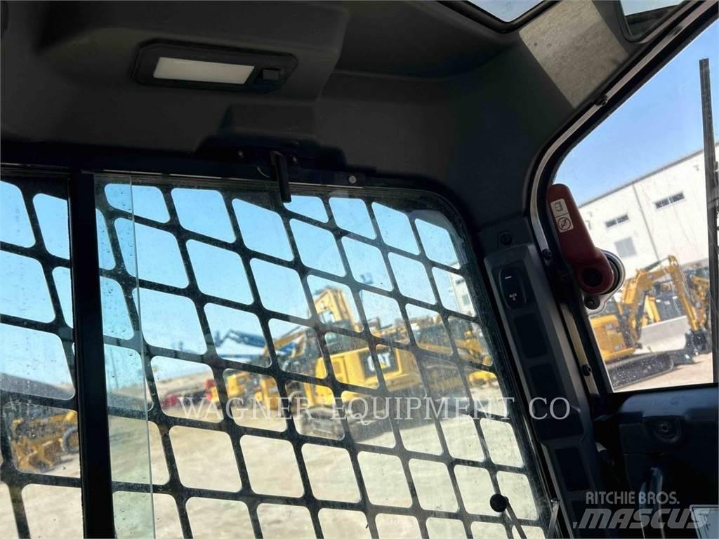 CAT 255 Telakuormaajat