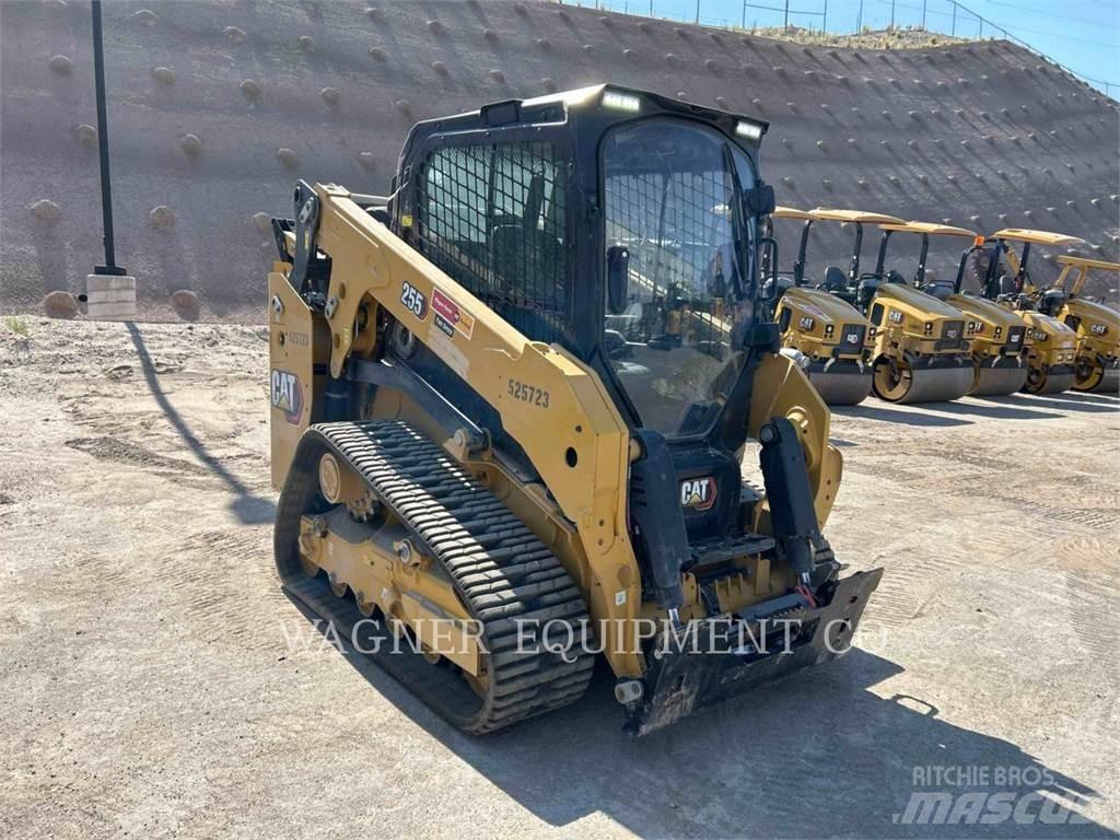 CAT 255 Telakuormaajat