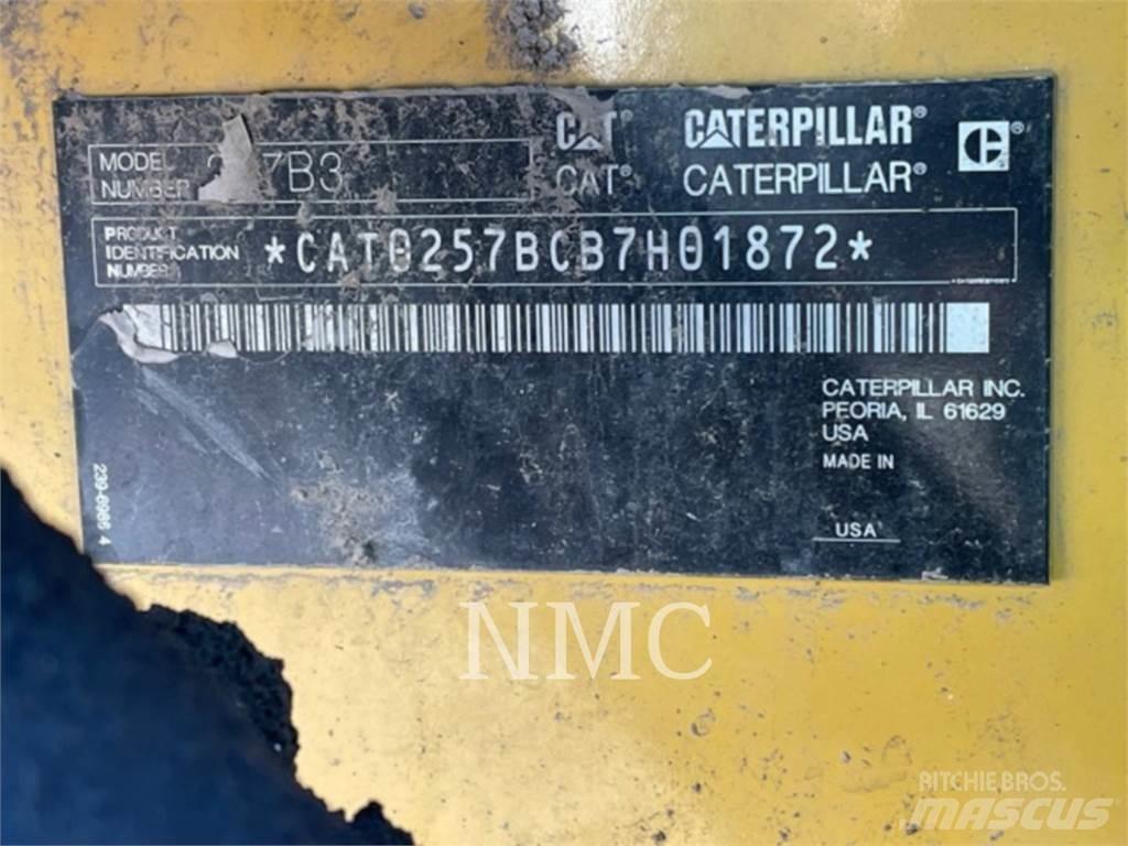 CAT 257B3 Liukuohjatut kuormaajat