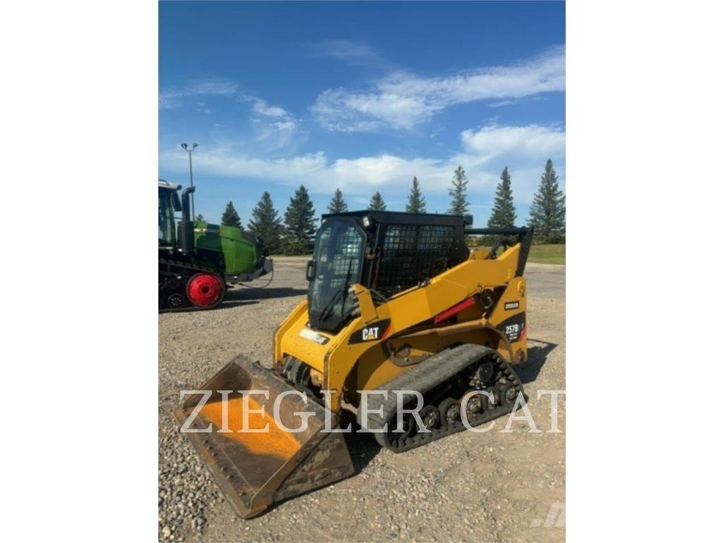 CAT 257B3 Telakuormaajat