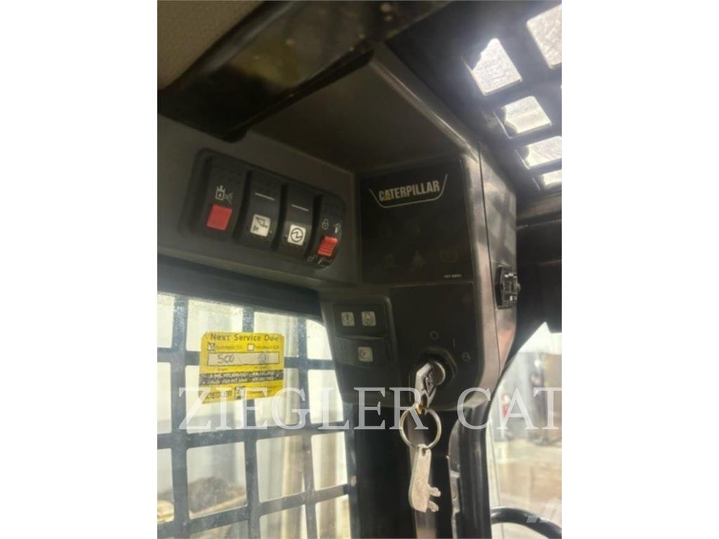 CAT 257B3 Telakuormaajat