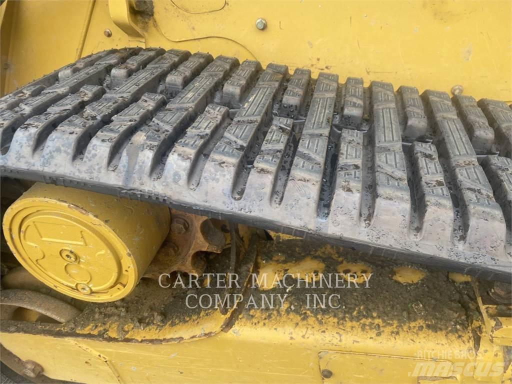 CAT 259D Liukuohjatut kuormaajat