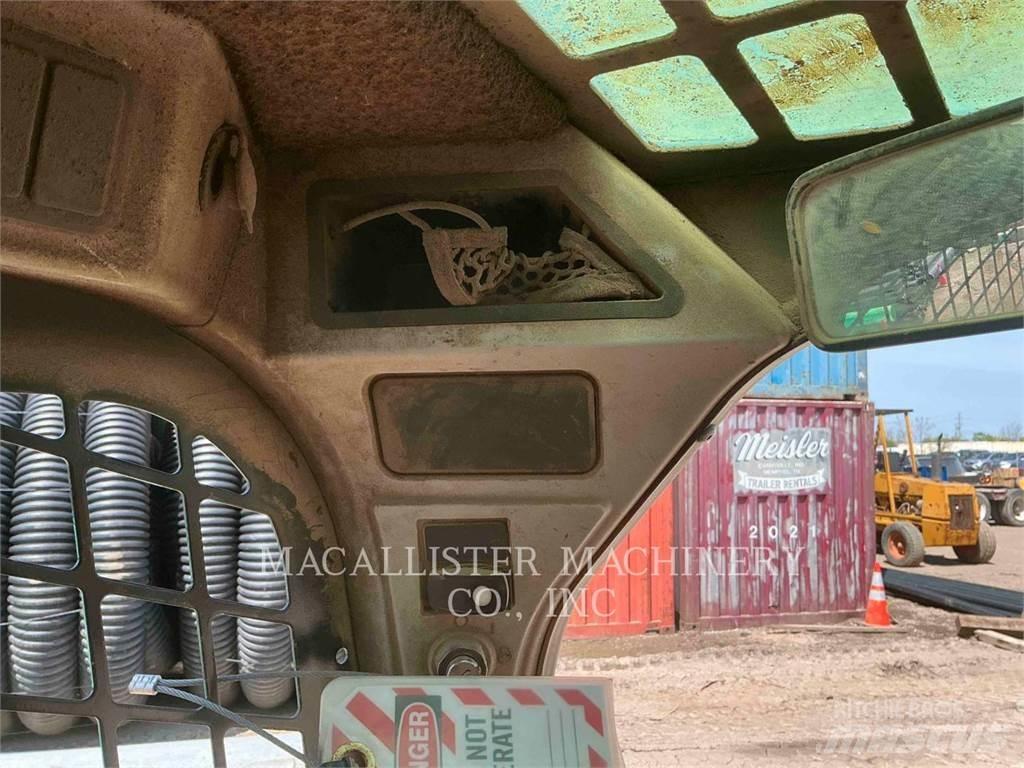 CAT 259D Telakuormaajat