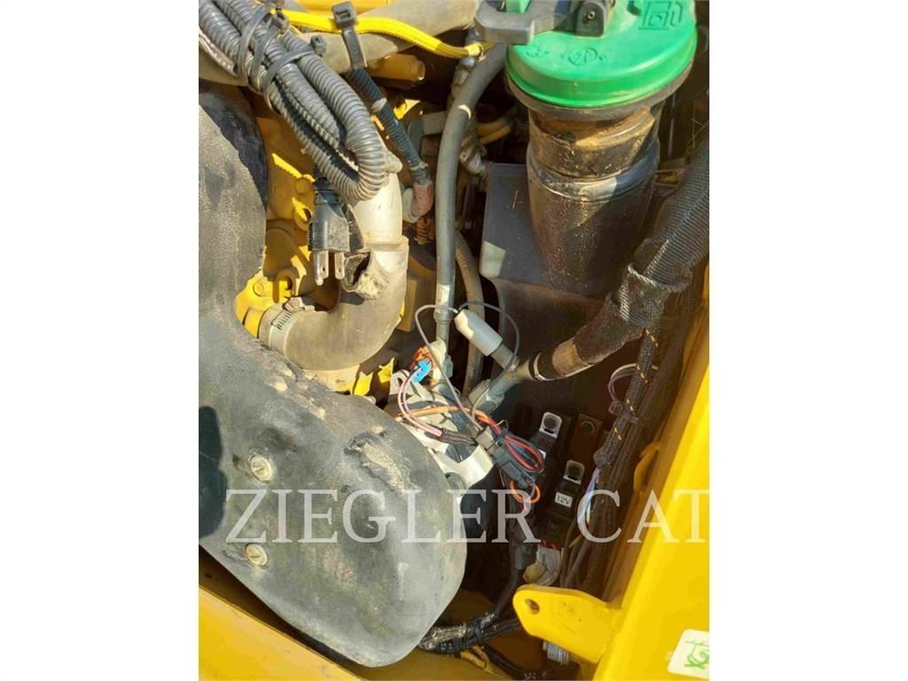 CAT 259D Telakuormaajat