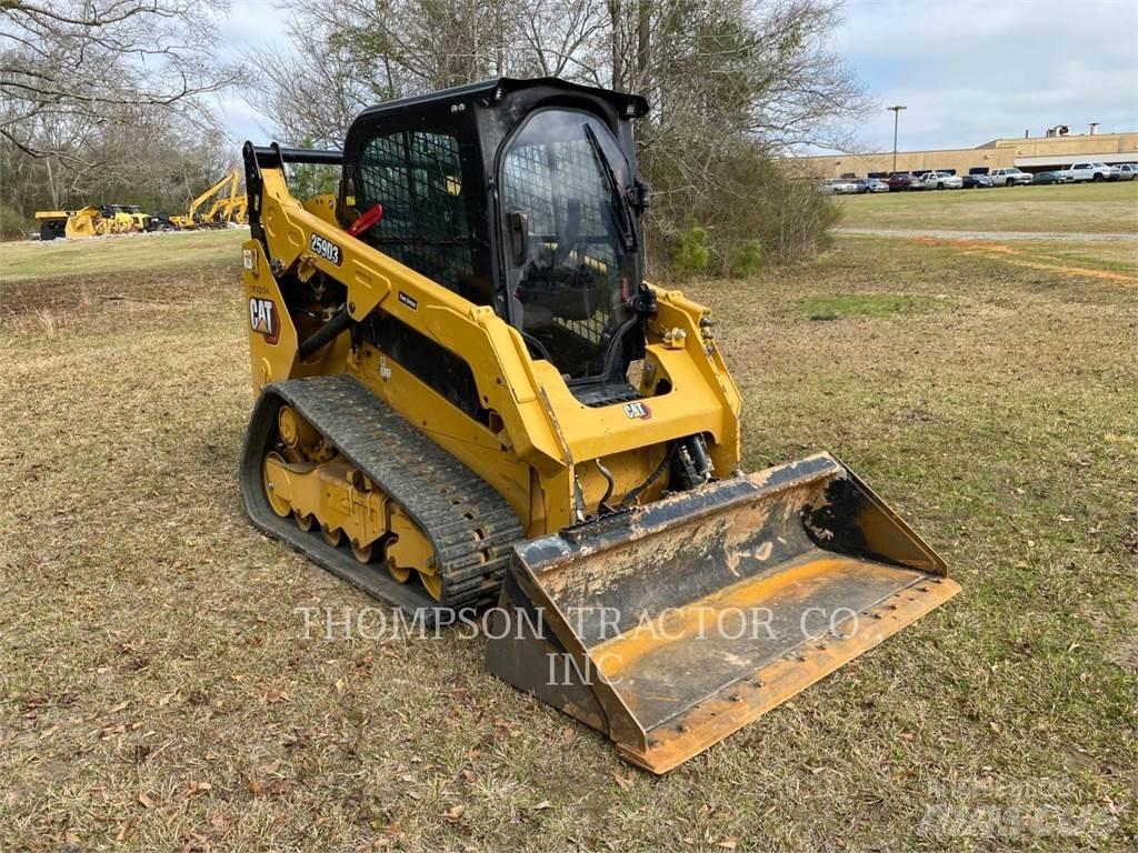 CAT 259D3 Telakuormaajat
