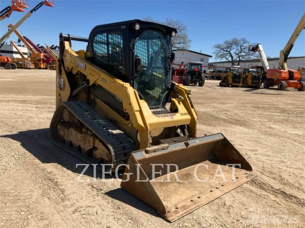 CAT 259D3 Telakuormaajat