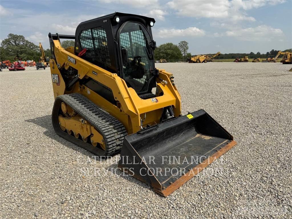 CAT 259D3 Telakuormaajat