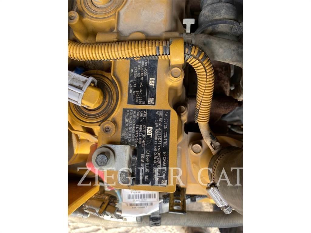 CAT 259D3 Telakuormaajat