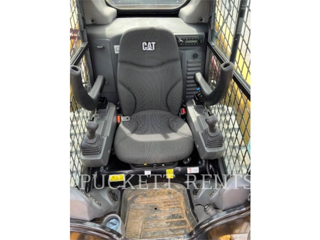 CAT 259D3 Telakuormaajat