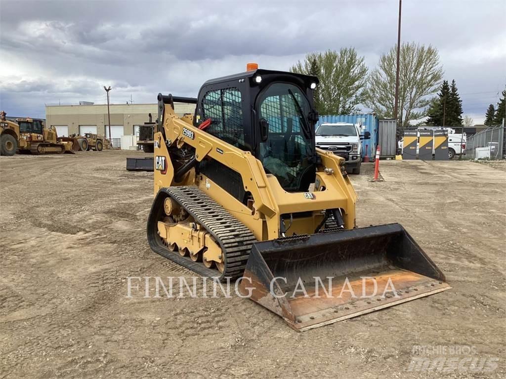 CAT 259D3 Telakuormaajat