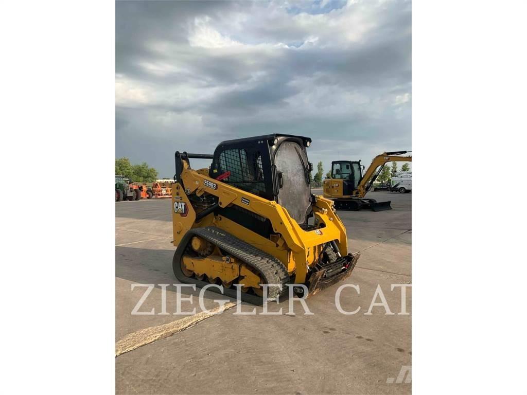 CAT 259D3 Telakuormaajat