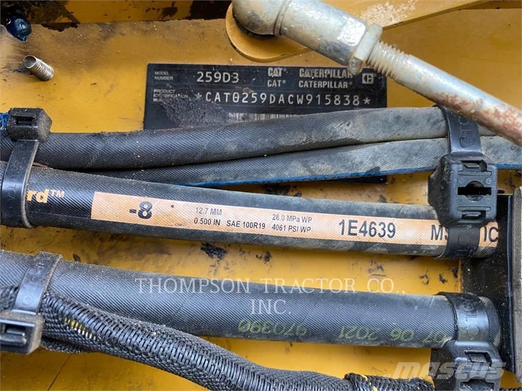 CAT 259D3 Telakuormaajat