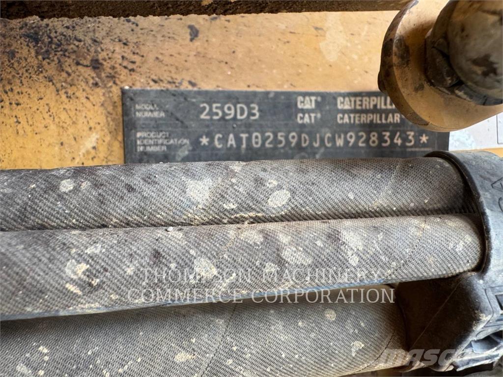 CAT 259D3 Telakuormaajat