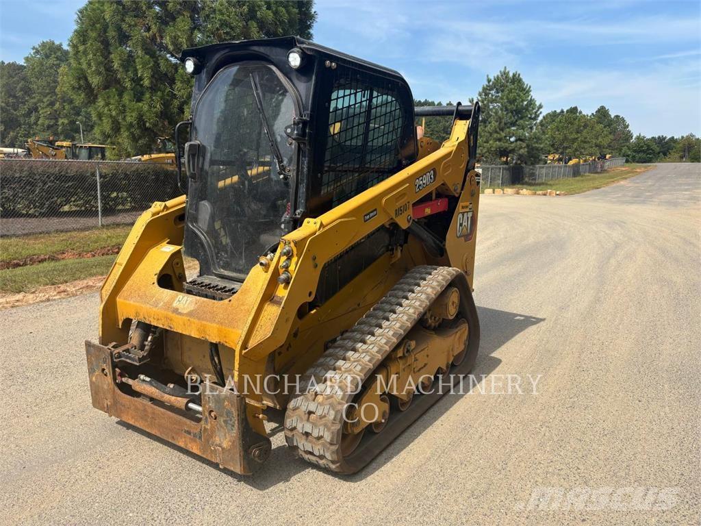 CAT 259D3 Telakuormaajat