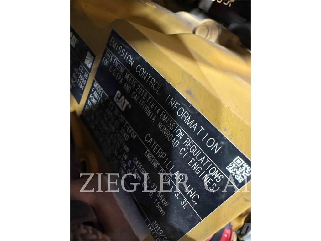 CAT 259D3 Telakuormaajat