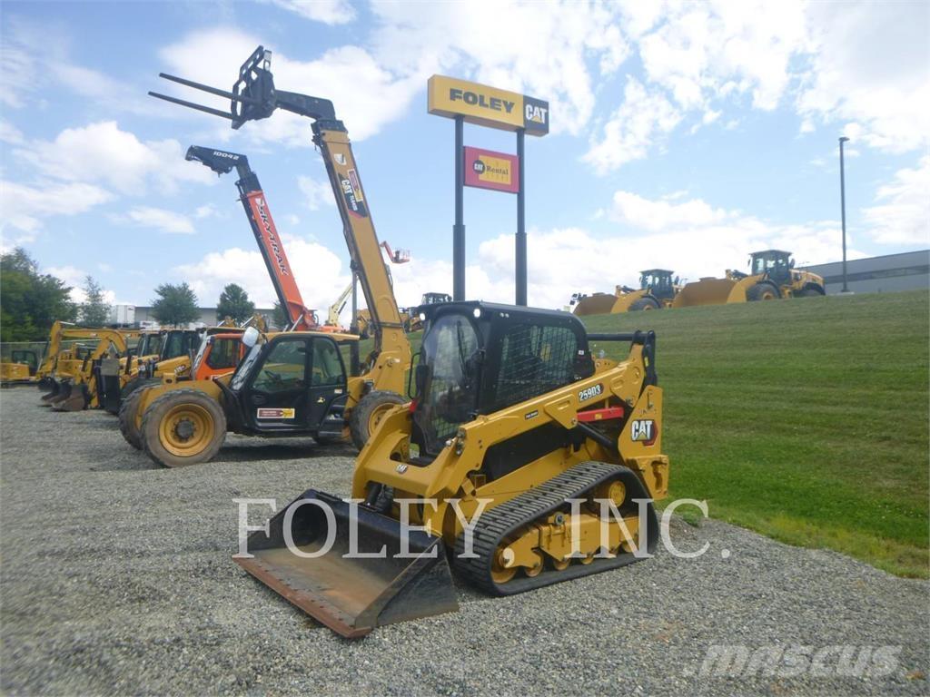 CAT 259D3 Telakuormaajat