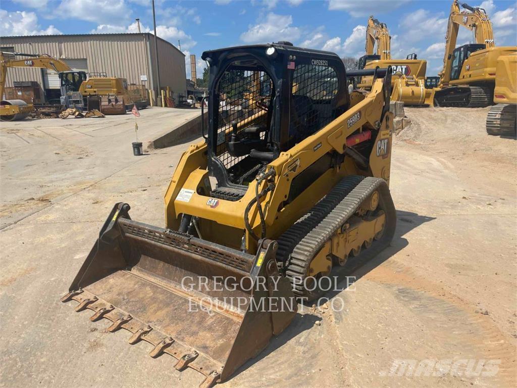 CAT 259D3 Telakuormaajat