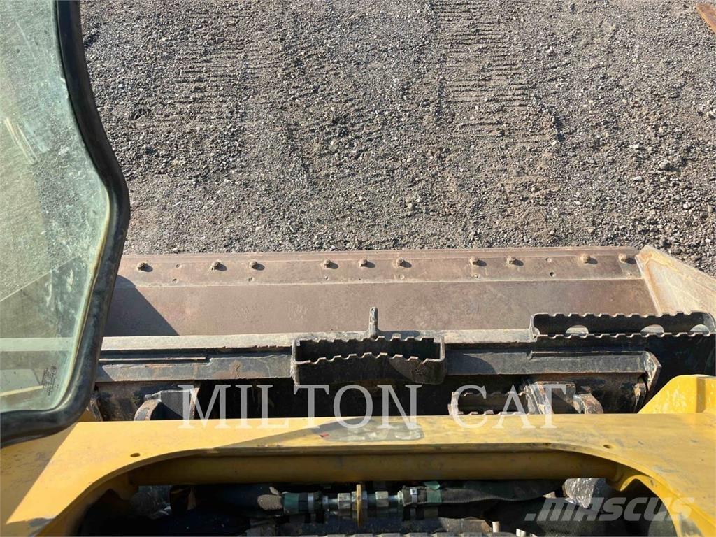 CAT 259D3 Telakuormaajat