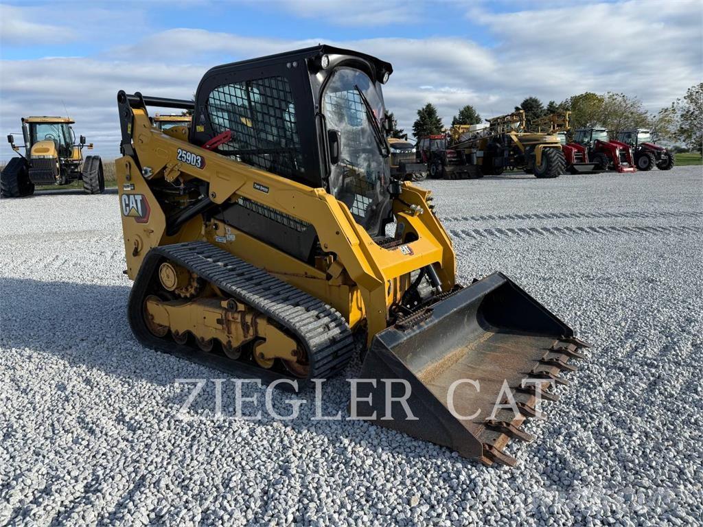 CAT 259D3 Telakuormaajat