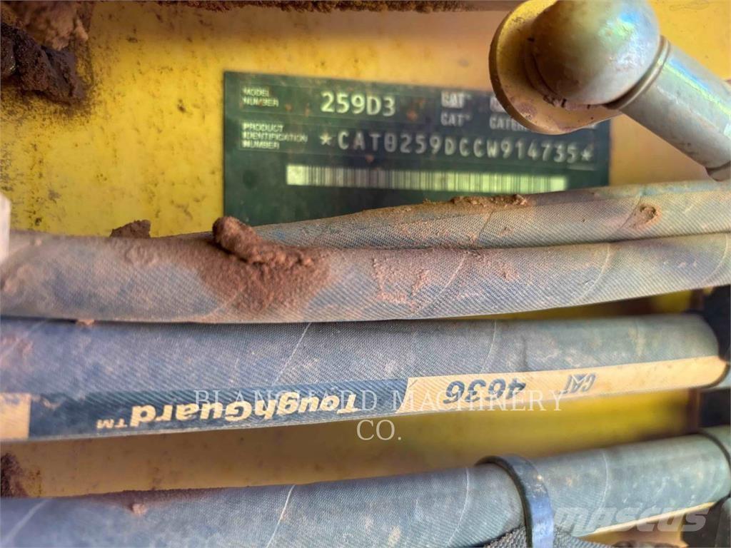 CAT 259D3 Telakuormaajat