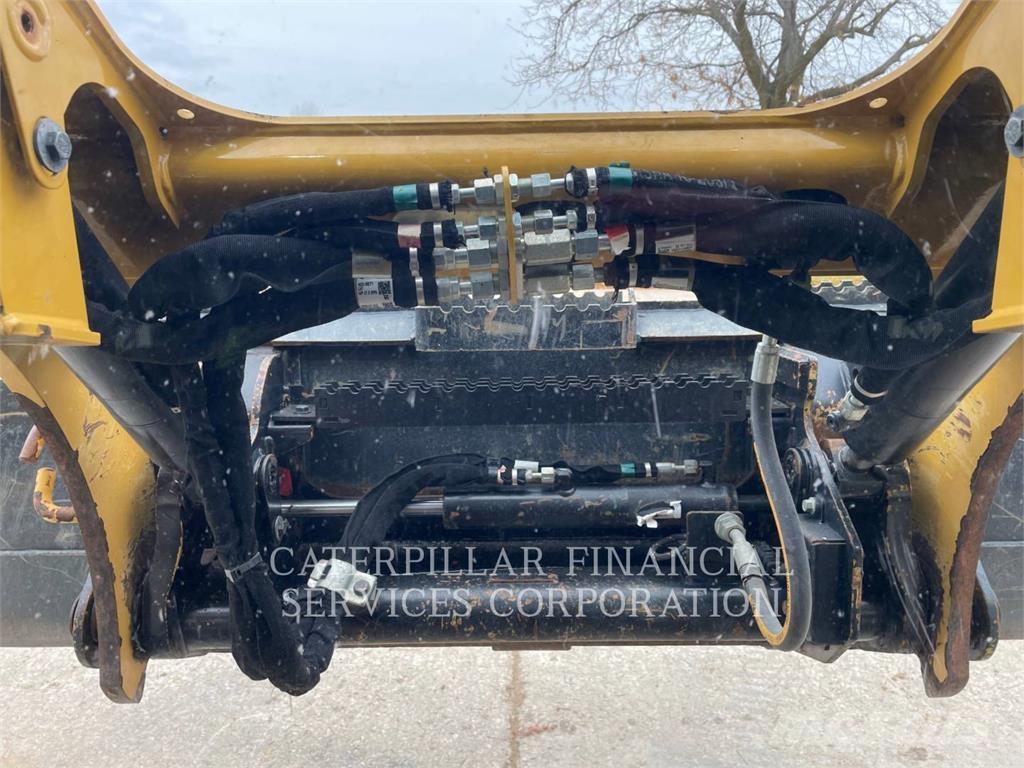 CAT 259D3 Telakuormaajat