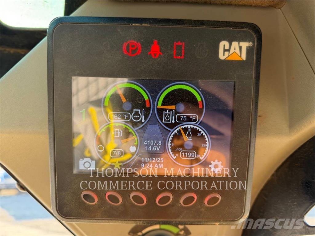 CAT 259D3 Telakuormaajat