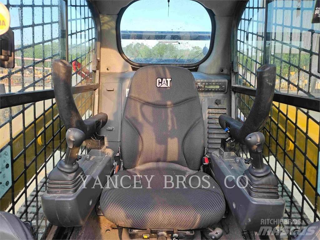 CAT 259D3 HF Liukuohjatut kuormaajat