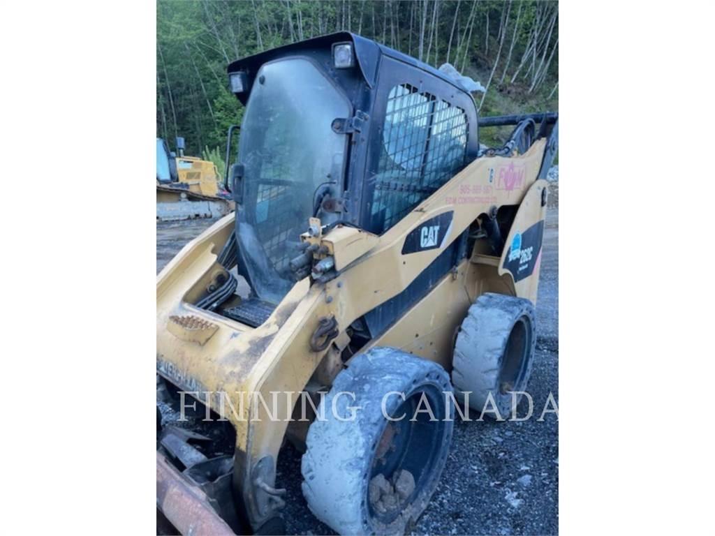 CAT 262C Liukuohjatut kuormaajat