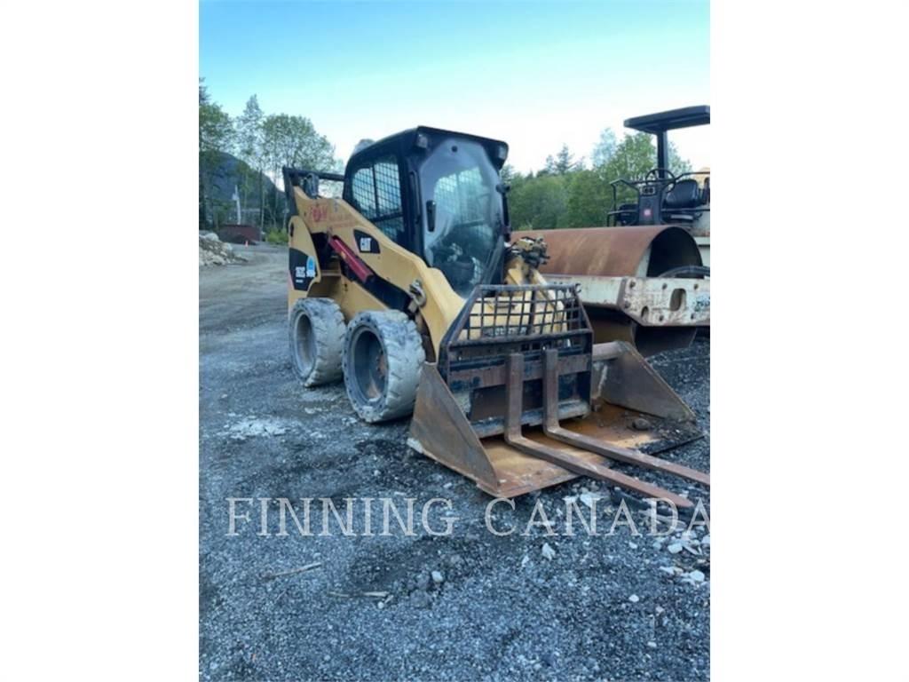 CAT 262C Liukuohjatut kuormaajat