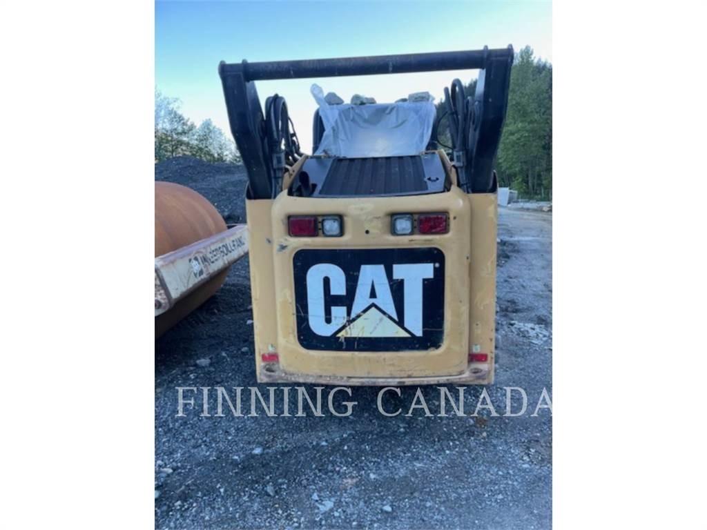 CAT 262C Liukuohjatut kuormaajat