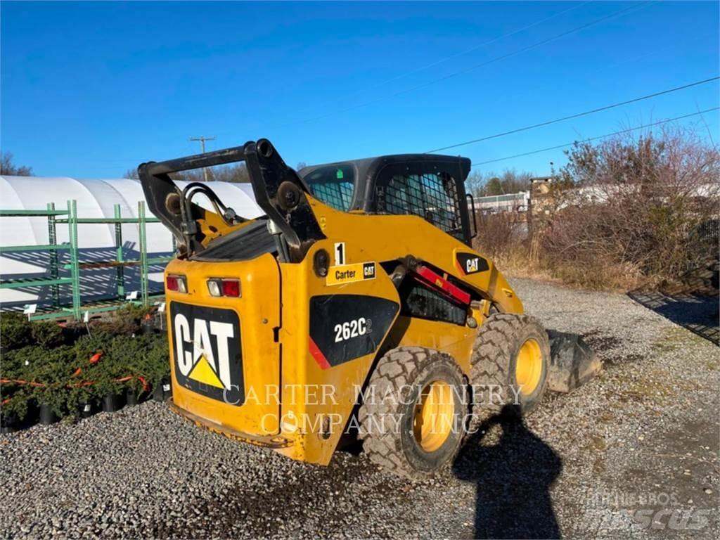 CAT 262C2 Liukuohjatut kuormaajat