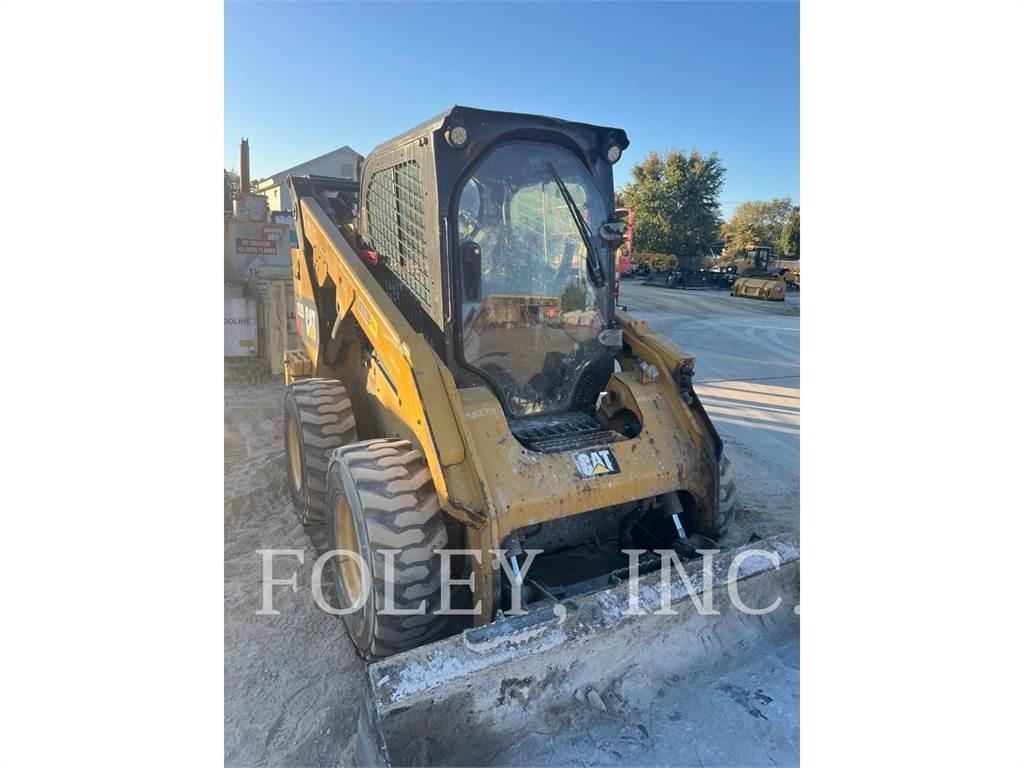 CAT 262D Liukuohjatut kuormaajat
