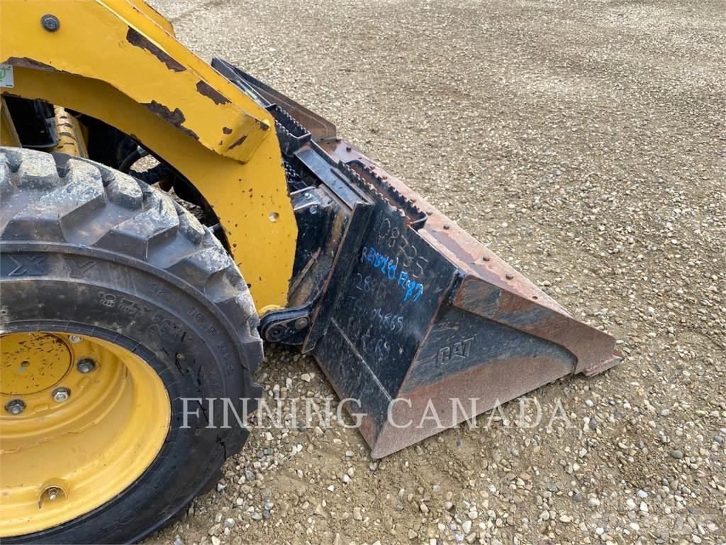CAT 262D Liukuohjatut kuormaajat
