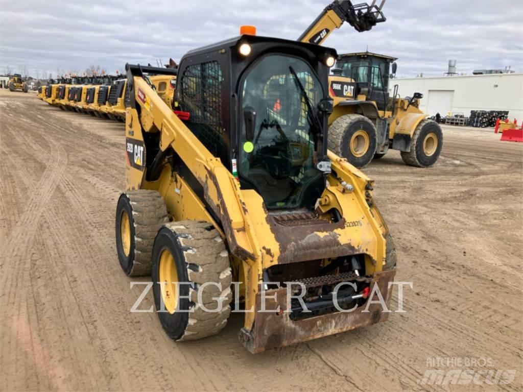 CAT 262D Liukuohjatut kuormaajat