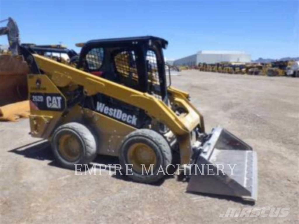 CAT 262D Liukuohjatut kuormaajat