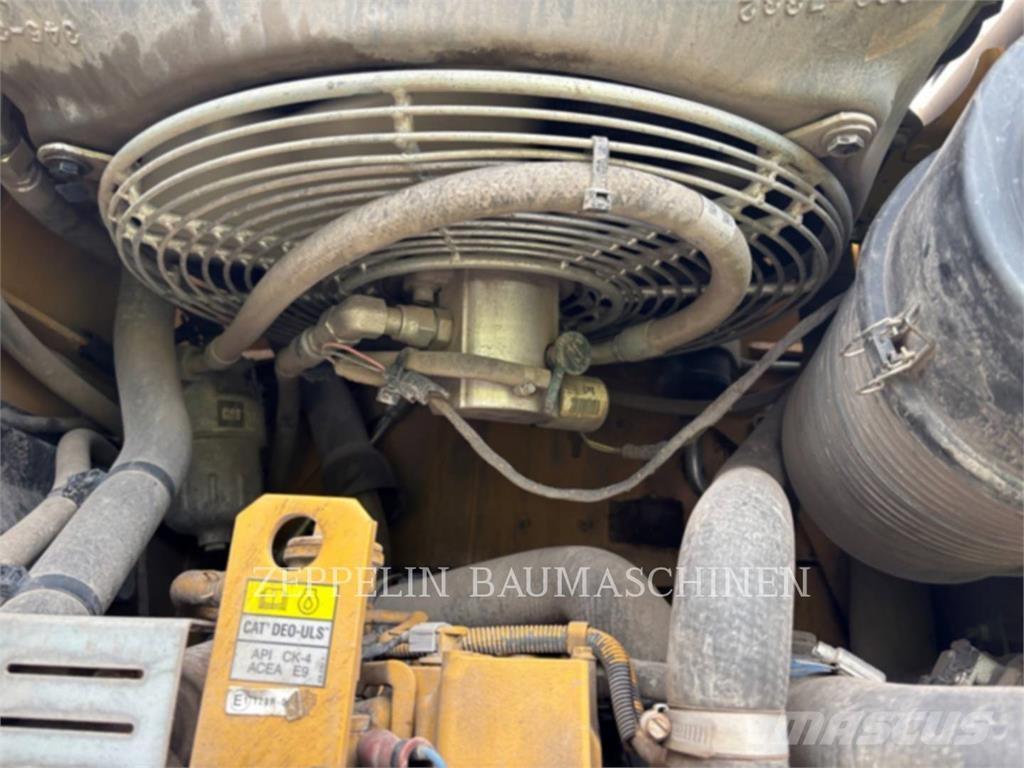 CAT 262D Liukuohjatut kuormaajat