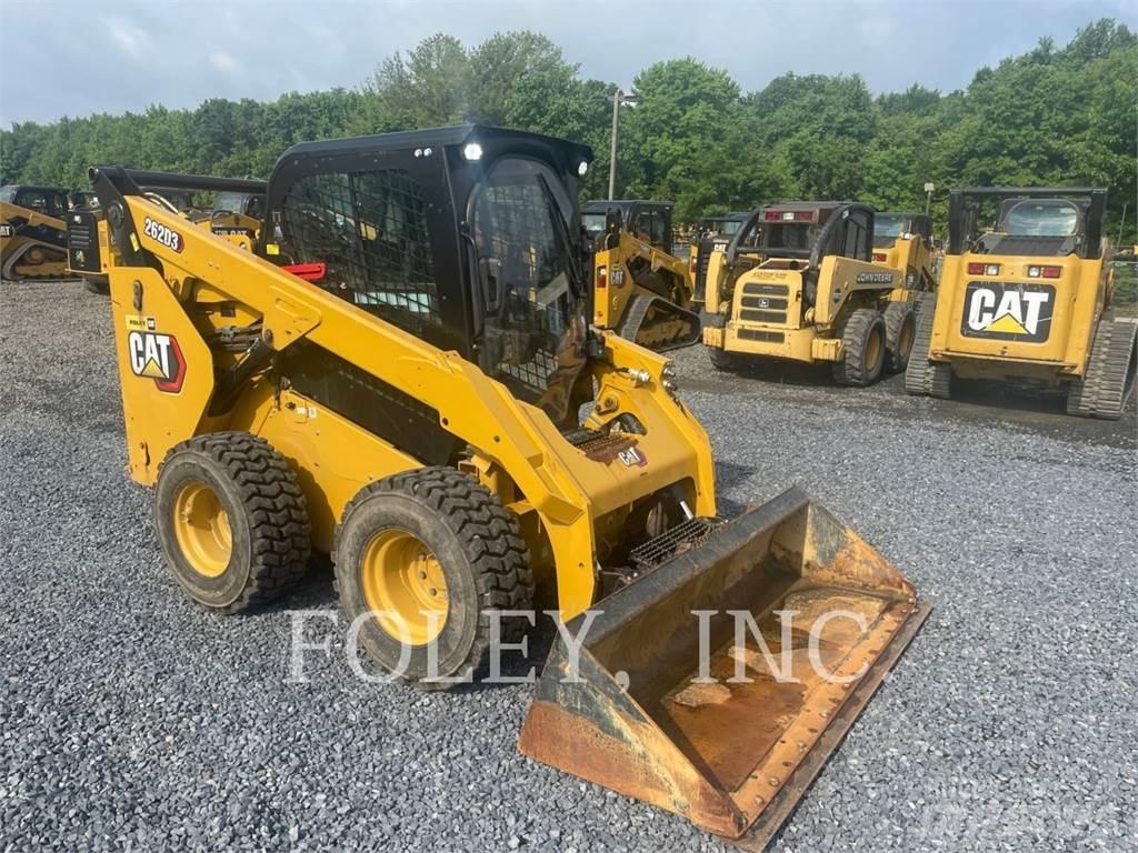 CAT 262D3 Liukuohjatut kuormaajat