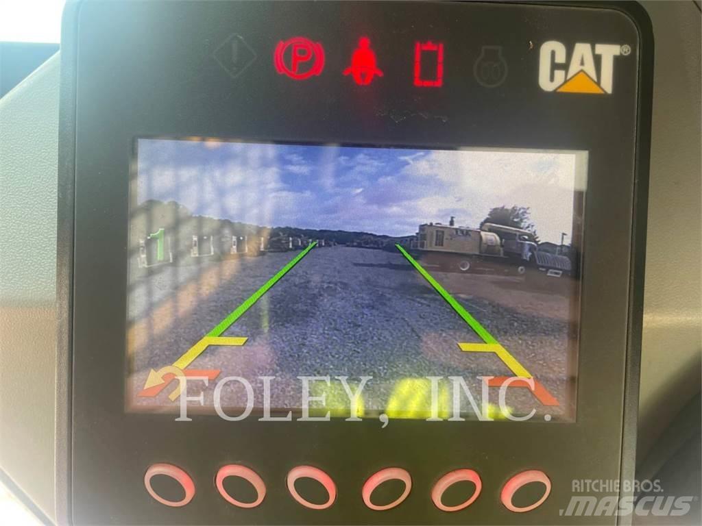 CAT 262D3 Liukuohjatut kuormaajat