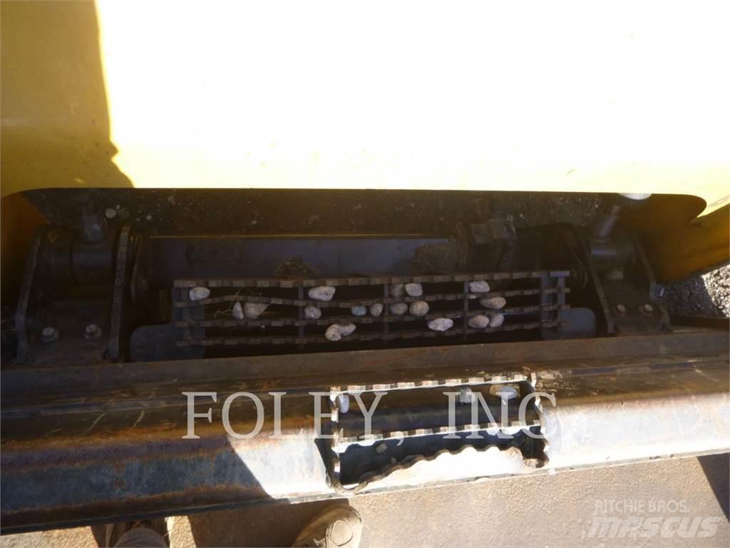CAT 262D3 Liukuohjatut kuormaajat