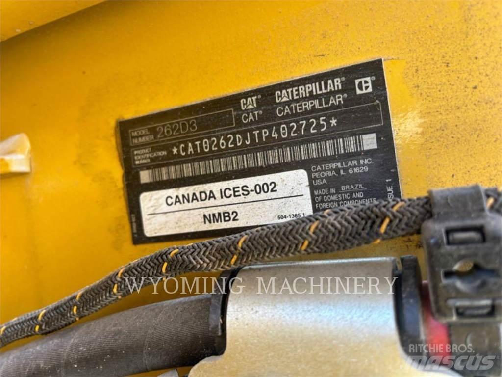 CAT 262D3 Liukuohjatut kuormaajat