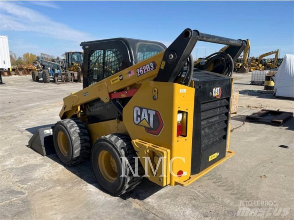 CAT 262D3 Liukuohjatut kuormaajat