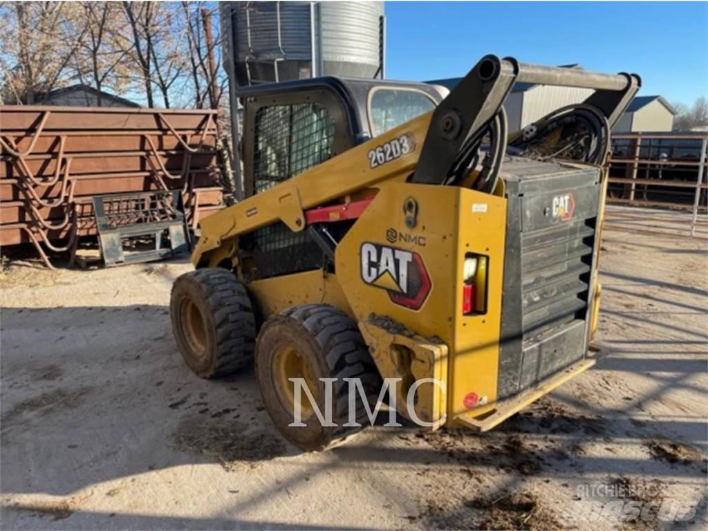 CAT 262D3 Liukuohjatut kuormaajat